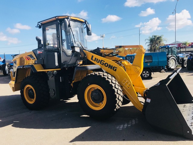 MÁY XÚC LẬT LIUGONG 835H - Dung tích gầu 2 - 2,3 m3