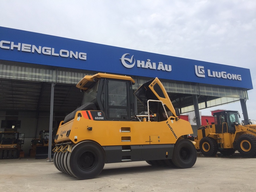 XE LU LỐP 26 TÂN | XE LU LỐP LIUGONG 26 TẤN CLG6526E